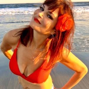 Meet your Posher, Paula